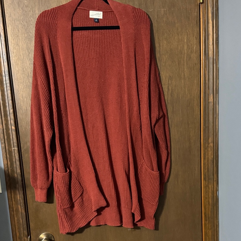 Universal Thread Women's Brick Red Cardigan